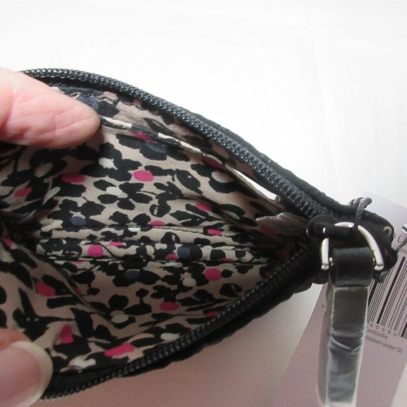 Vera Bradley Iconic Classic Black Zip ID & Lanyard NWT - Picture 5 of 7